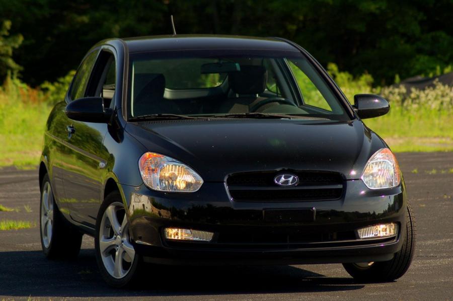  Hyundai Accent SE 2008 года  (фото 33 из 37)